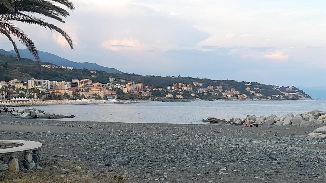 Casa Pupa Appartement Cogoleto Buitenkant foto
